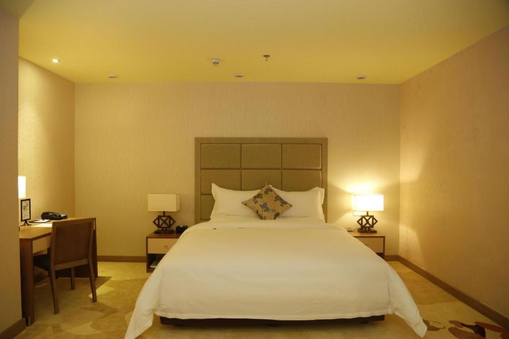 Boke Boutique Hotel Shenzhen Longgang Exterior foto